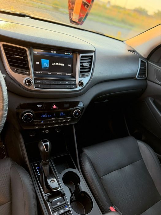Vând Hyundai Tucson