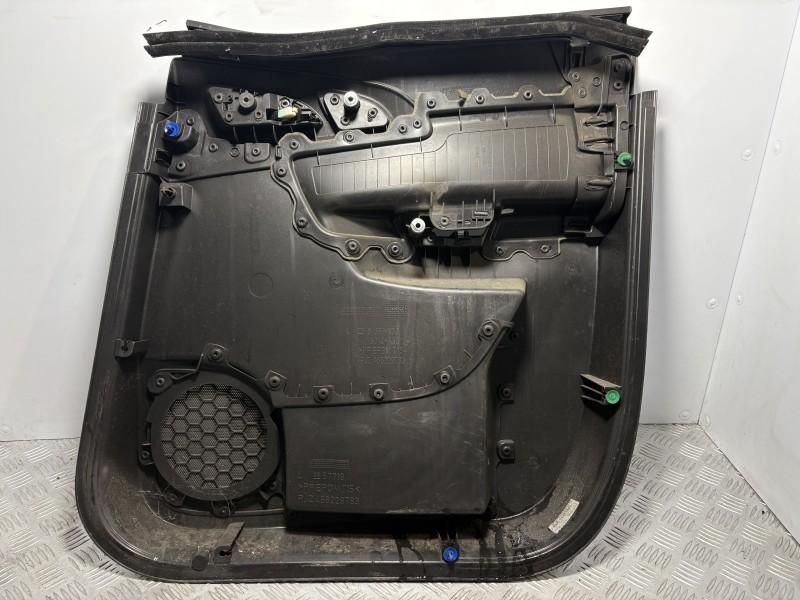 Fata usa interioara stanga spate Opel Meriva B