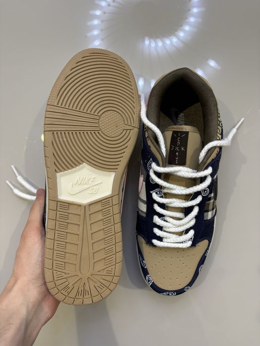 Adidas nike dunk low Travis Scott