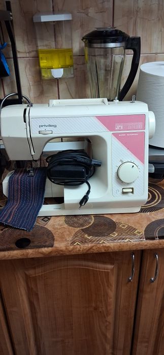 Masini de cusut electrice