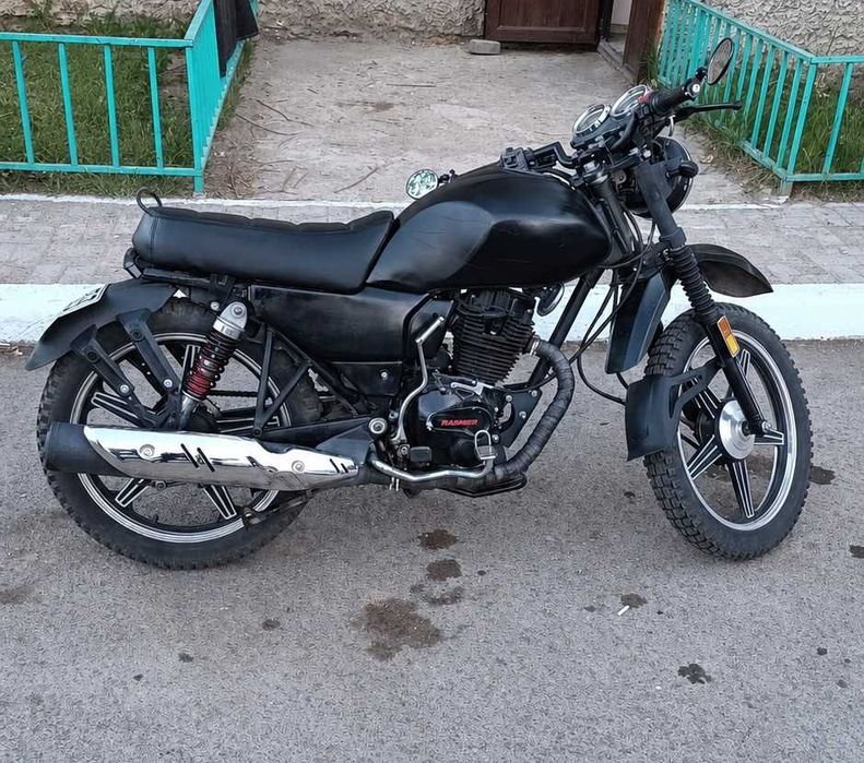 Мотоцикл SUZUKI CUSTOM 200cc