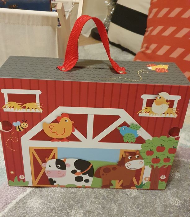 Детска дървена играчка ферма