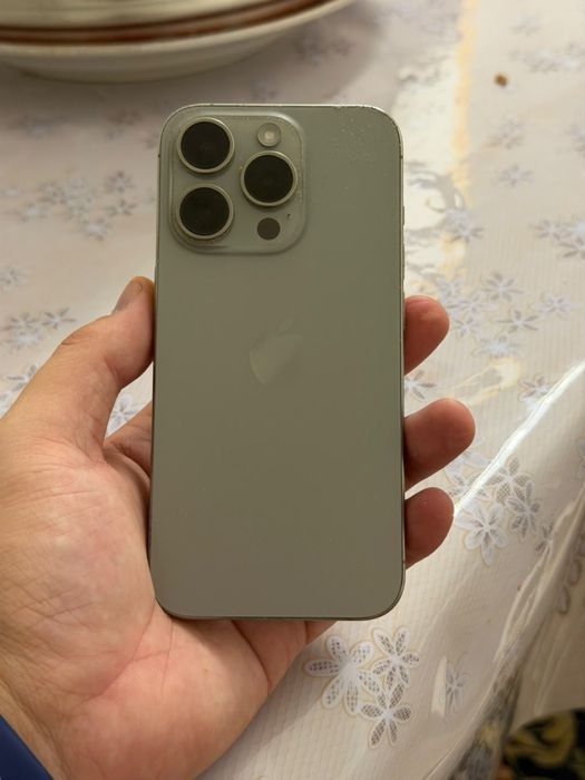 Iphone 15 pro в хорошем состоянии