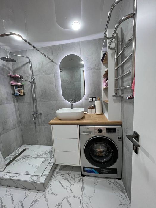 Фергана Фрунзе  массив люкс квартира.