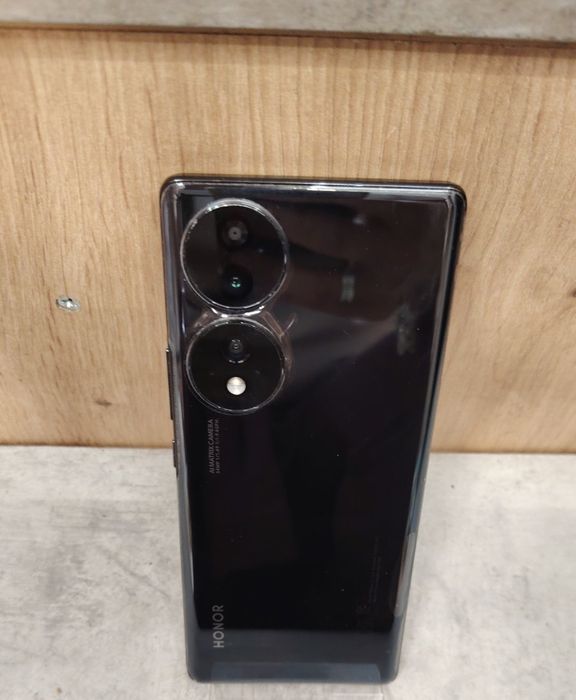 Л! Honor 70  8+2/128Gb Перфектен