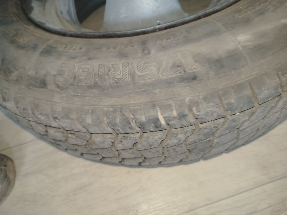 Продам 1 колеса в сборе на газель