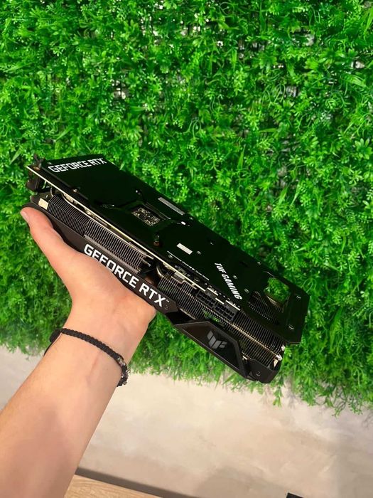 ASUS TUF Gaming GeForce RTX 3070 Ti 8GB OC Edition