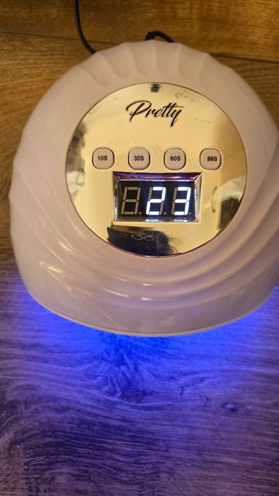 Лампа UV  за маникюр 2 бр.