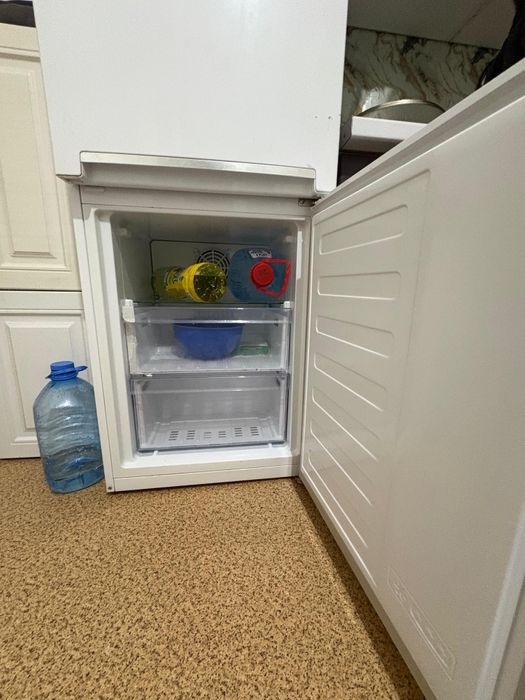 Холодильник beko