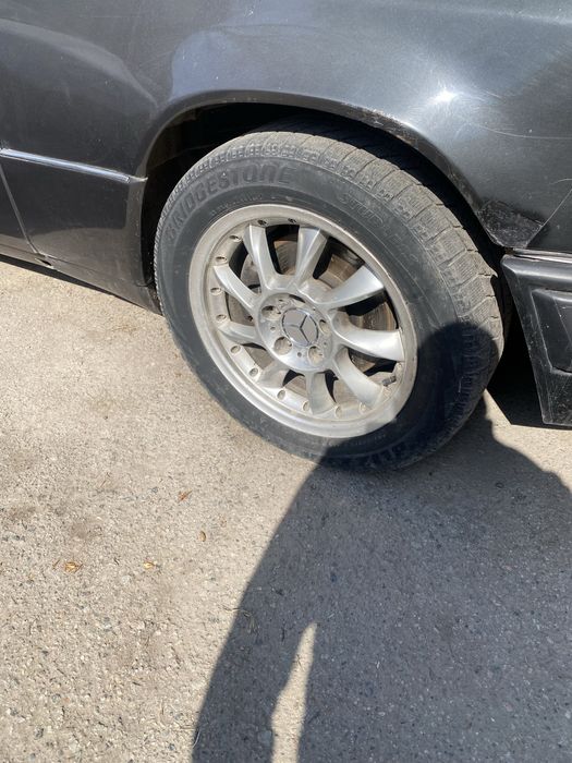 Продам Мерседес 124 2.6