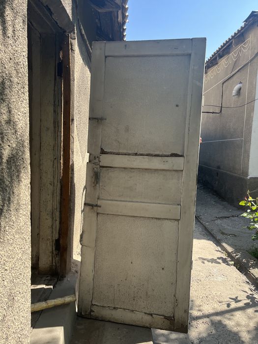 Дверьи Есиктер