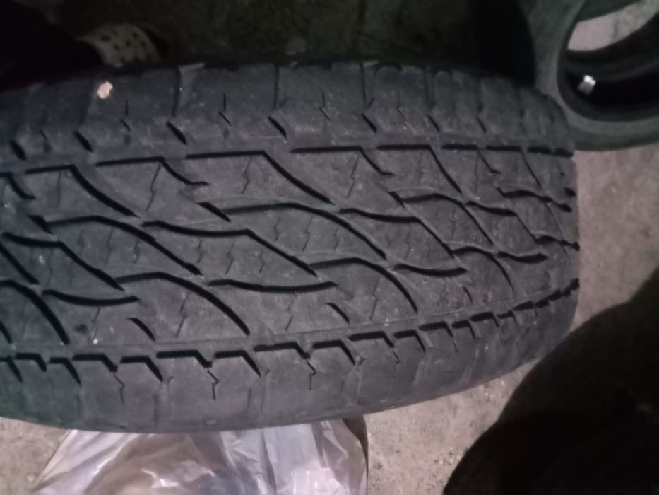 Продам комплект резины р18