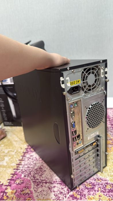 Компьютер с колонками