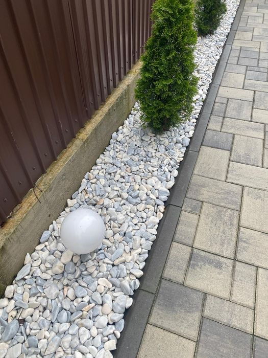 Perticele decorative, amenajare curte,,gradina, case alba THASSOS