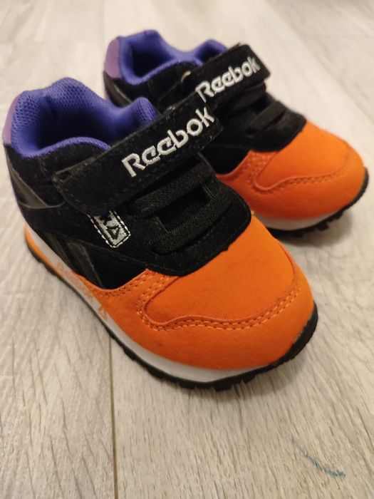 Кроссовки для малыша