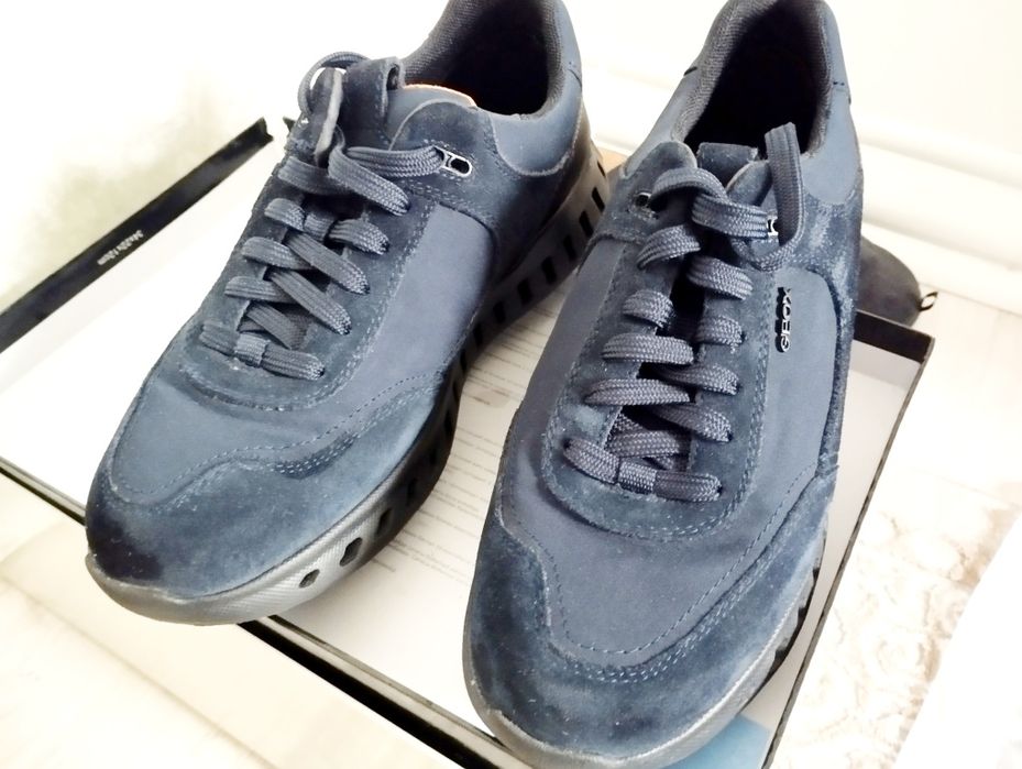 Кроссовки Geox 39 размер.