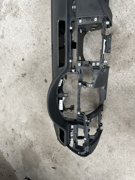 plansa bord neagra vw passat b7 cc 2013