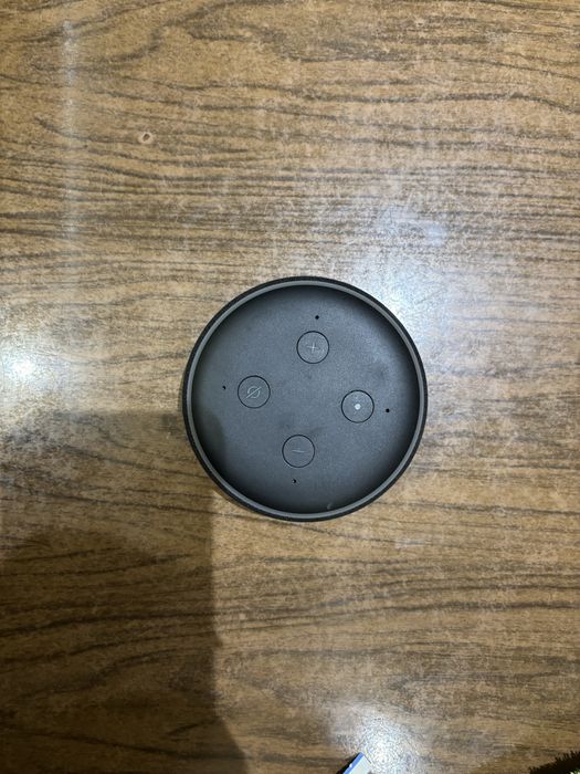 Amazon Echo Dot – като нов