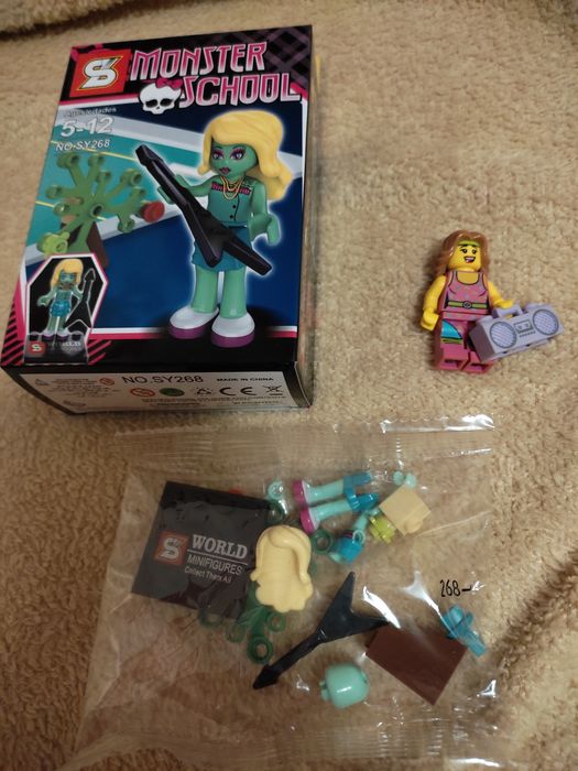 Бакуган,Бен тен,лего минифигурки серия 5 и Monster School минифигурка