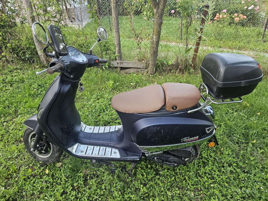 Vand scuter GTS Toscana nr telefon  0730924426