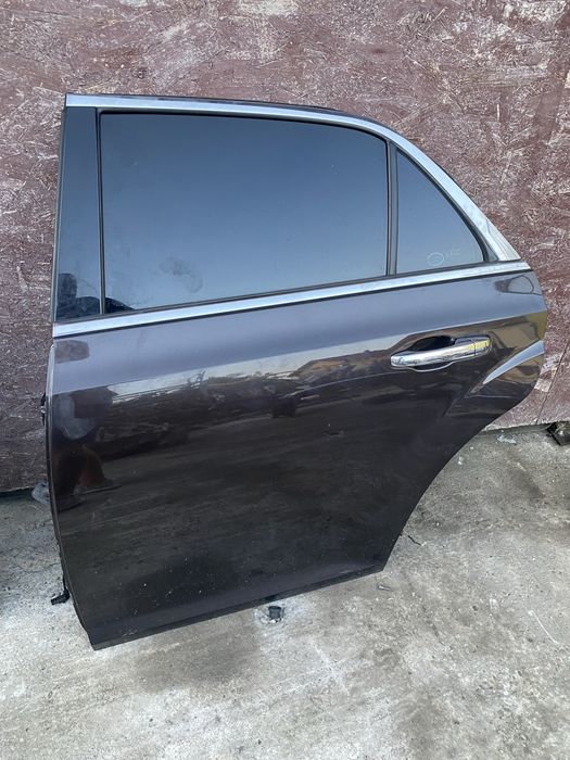 Portiera Spate St/Dr Lancia Thema Chrysler C300 Pret 1000 lei buc