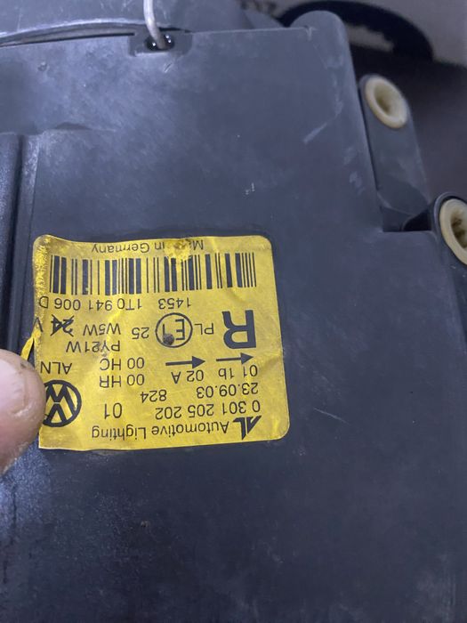 Far dreapta Vw Touran 1T an 2003-2010