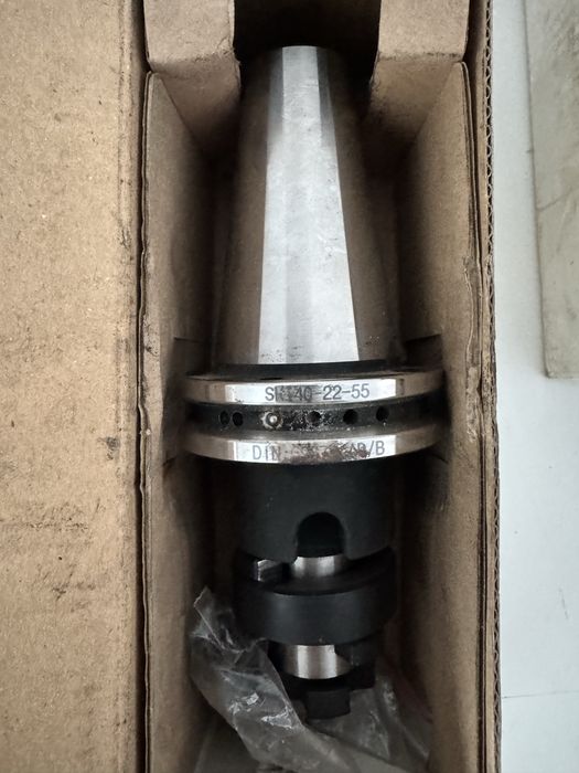 Conuri portsculă industriale tip SK 40, conforme cu standardul DIN 69871 AD/B pentru mașini-unelte CNC