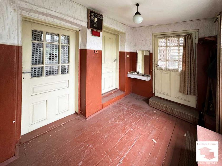 120367 Едноетажна къща за продажба, в центъра на гр. Горна Оряховица