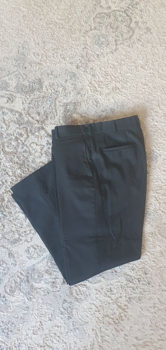 Продам кастюм двойка