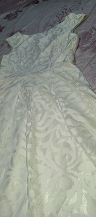 Oq koʻylak yoz mavsumi uchun