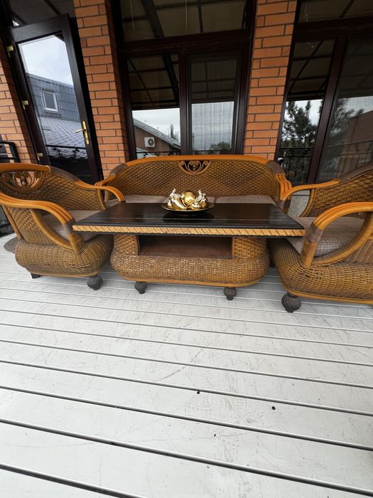 Продам комплект из Ротанги