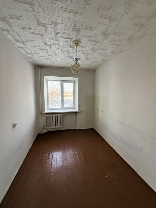 Продам 4х комн,р-он Защиты!