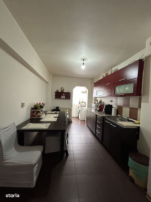 Apartament 3 camere, confort 1 decomandat, Eremia Grigorescu.