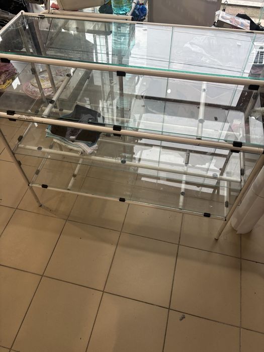 Витрини за магазин