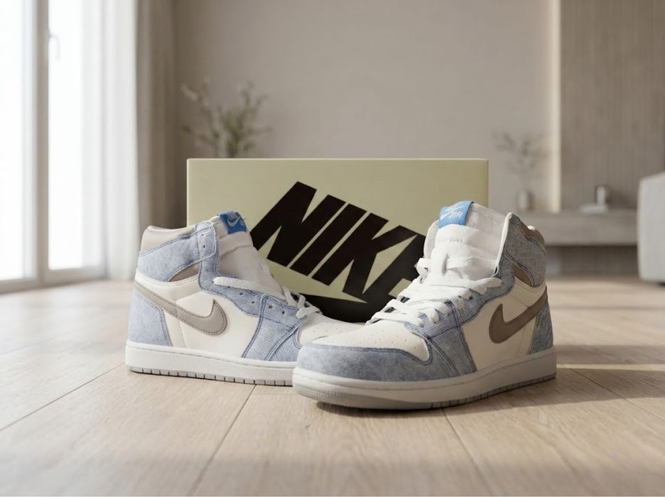 Jordan 1  Hyper Royal