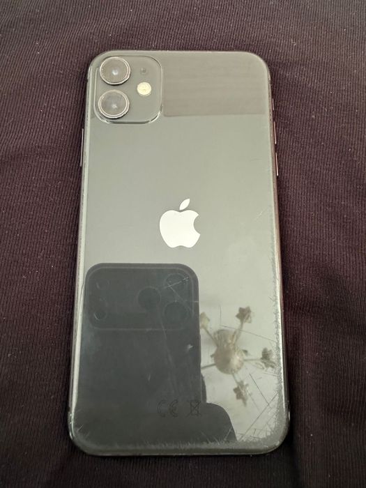 Продам Айфон 11 128гб