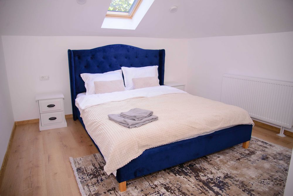 Inchiriez apartament 2 camere in regim hotelier zona Mall-Precista