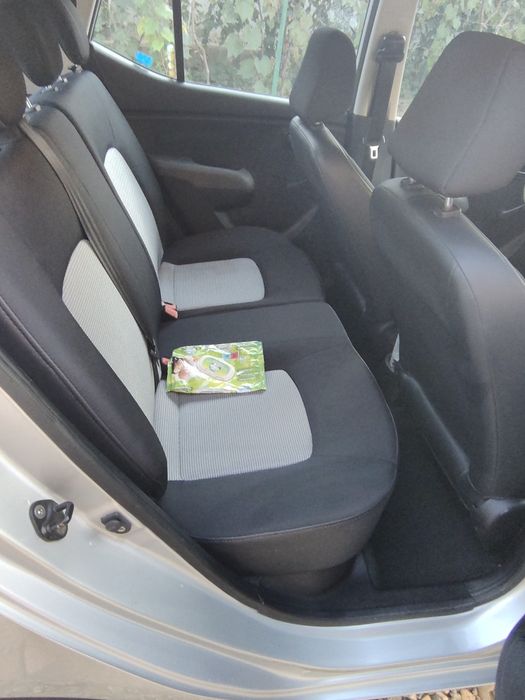 Hyundai i10 1.1 Benzină 2008 | 98.000 km | AC | Cauciucuri NOI