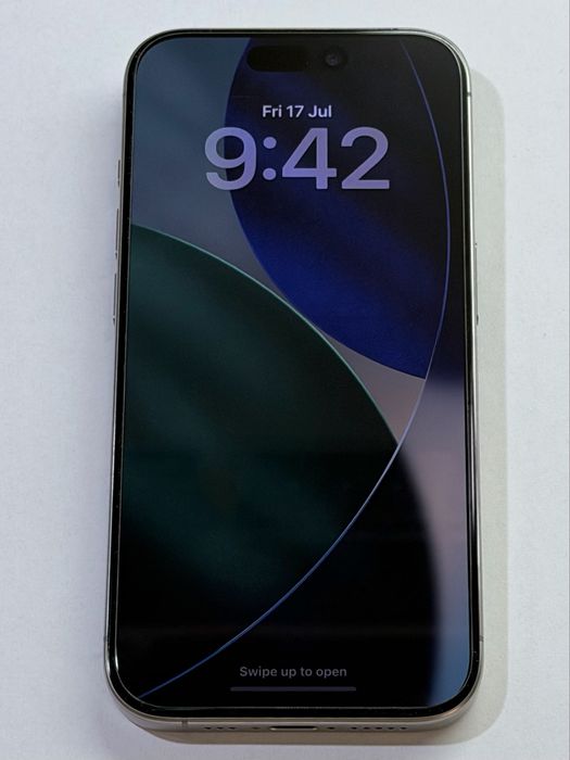 iPhone 15 Pro Titanium 95% battery