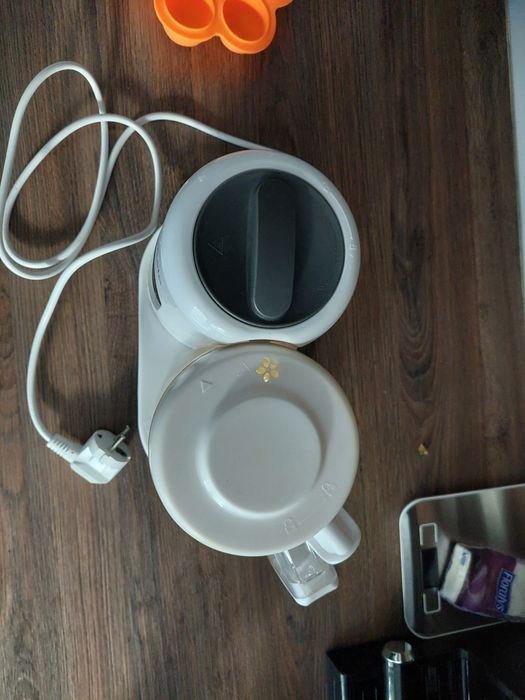 Aparat de gătit cu aburi Lionelo 5 în 1 BABYMENU