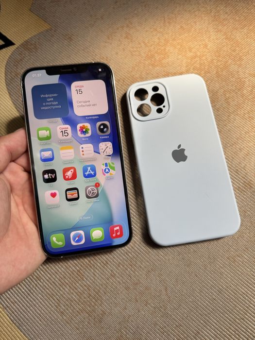 Продам телефон Айфон 12 Pro Max