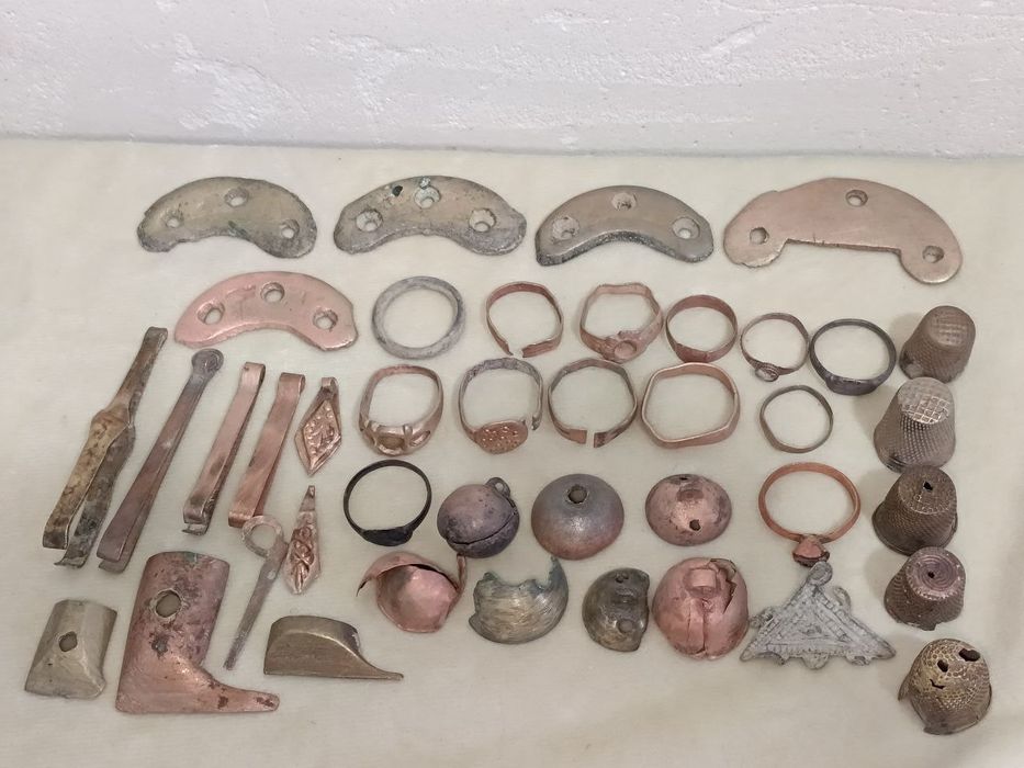 Qadimiy tangalar va qadimiy buyumlar hammasi optim sotiladi