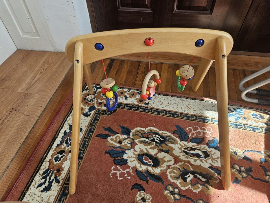 Baby gym de lemn