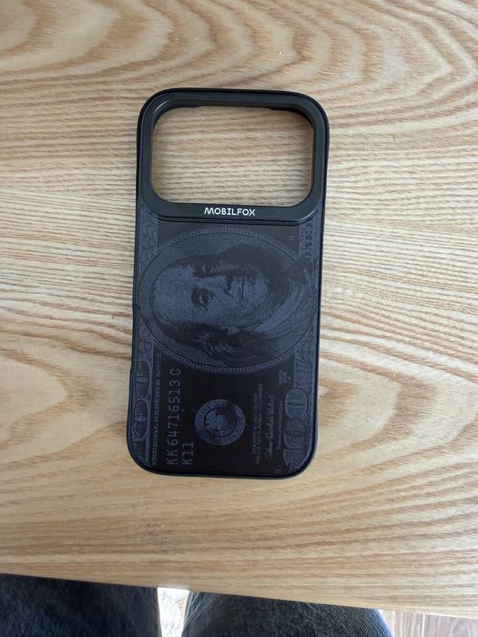 Vand husa mobilfox iphone 17 pro