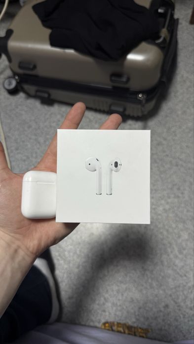 AirPods, первого поколения