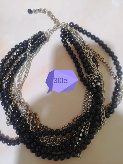 Bijuterii pentru damă.