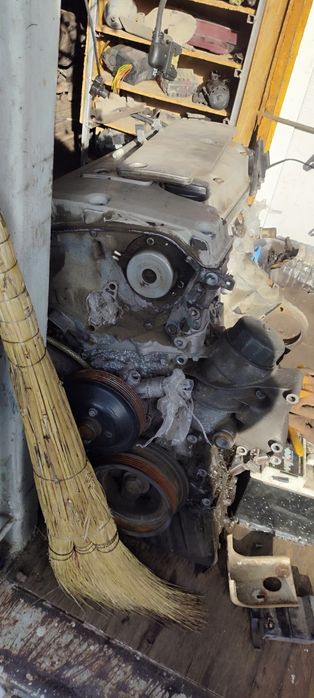 Двигатель 111 2.3