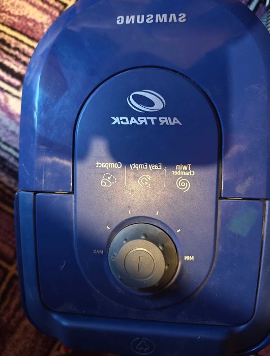 Aspirator Samsung, 1600 watt, nu trebuie sac