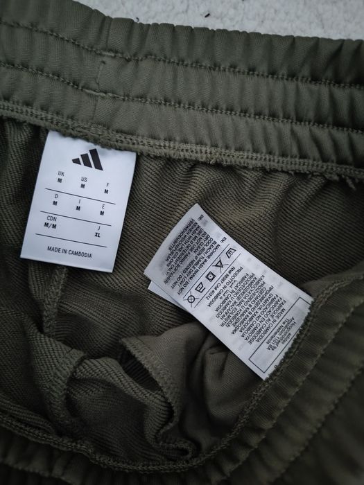 Спортен екип Adidas - оригинален