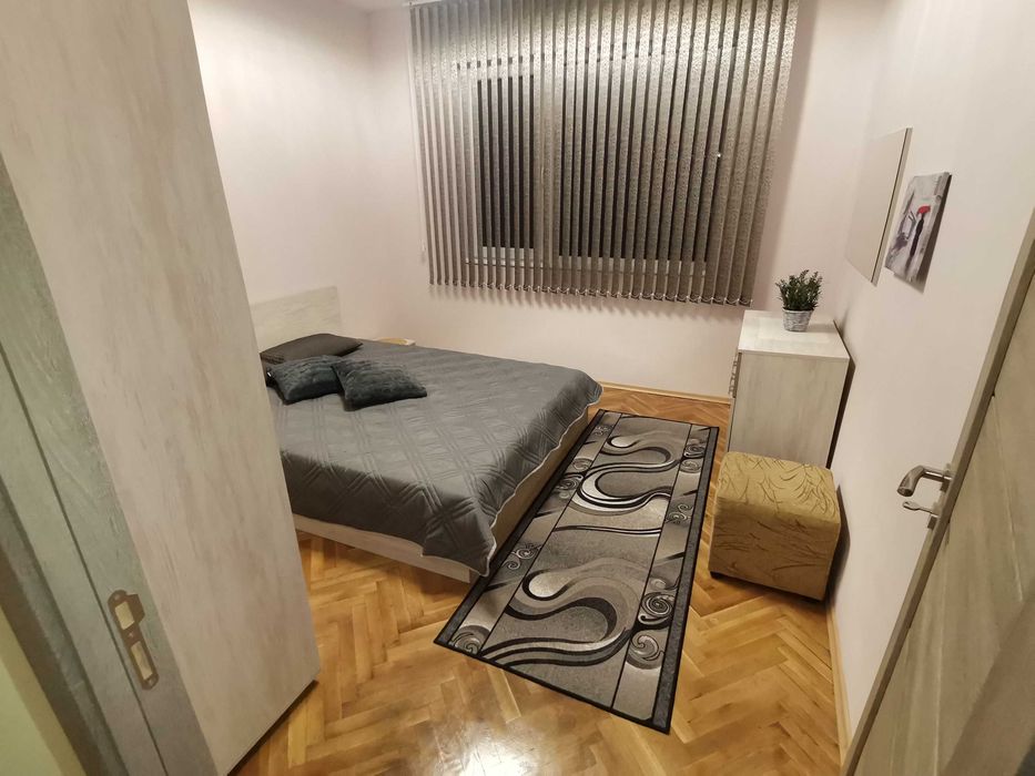 Давам под наем 3-стаен апартамент цена 430 евро телефон 0895454887 Калина
